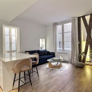 Apartment - Louvre & Rivoli, Paris